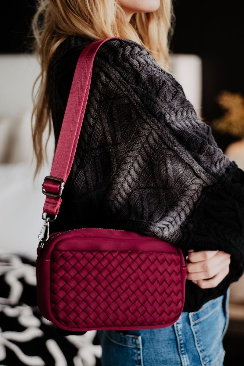 Wine Cute Woven Wholesale Crossbody Bag Wine Cute Woven Wholesale Crossbody Bag