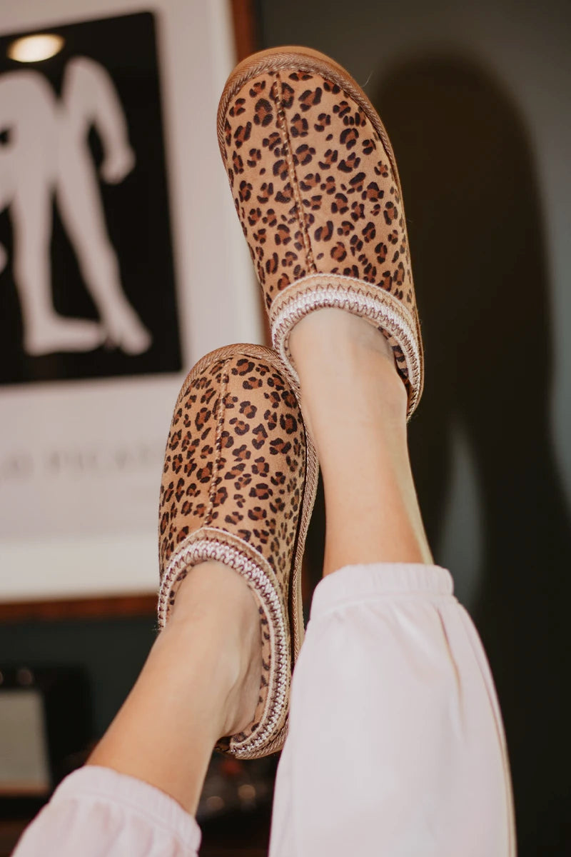 Leopard Print Wholesale Embroidered Slippers for Women Leopard Print Wholesale Embroidered Slippers for Women