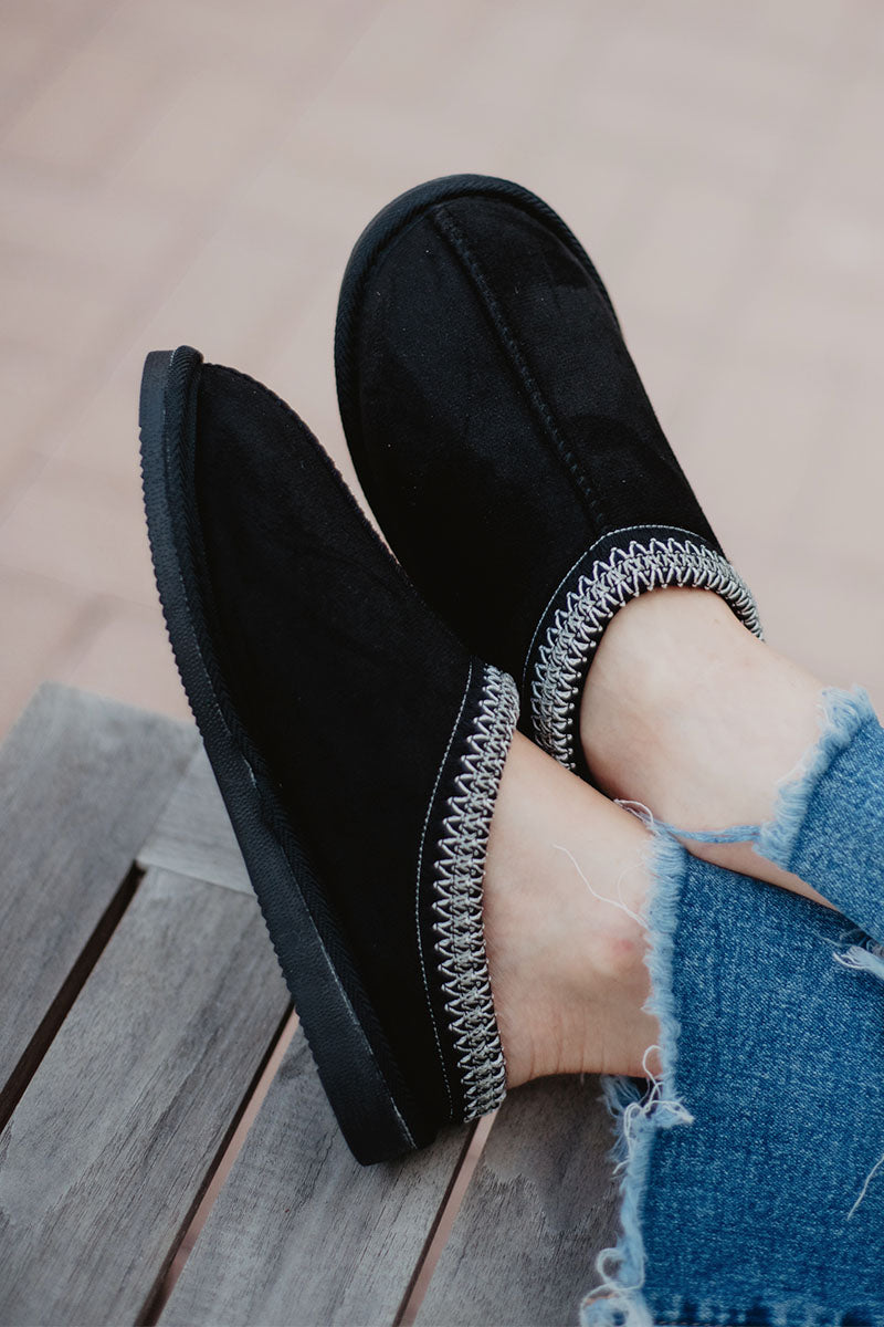 Black Embroidered Women's Wholesale House Slippers Black Embroidered Women's Wholesale House Slippers