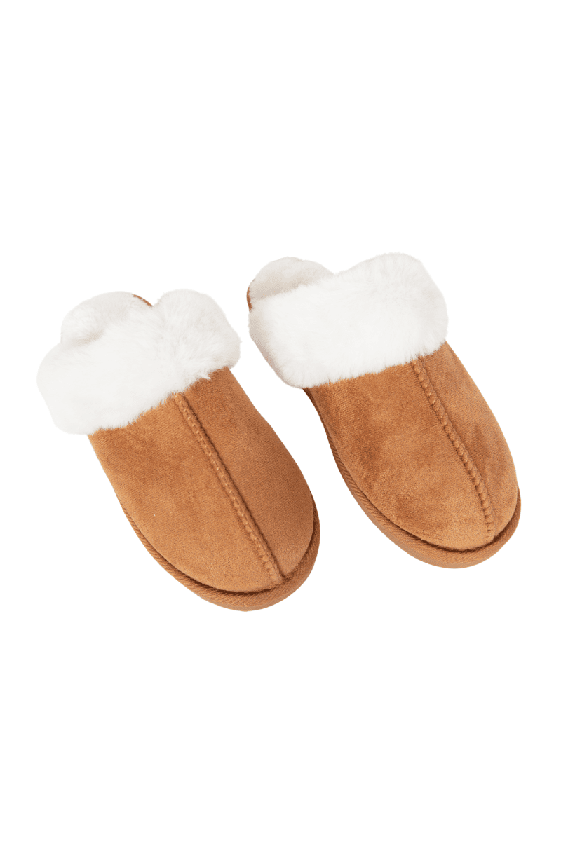 Chestnut Faux Fur Wholesale Slip-On House Shoes Chestnut Faux Fur Wholesale Slip-On House Shoes