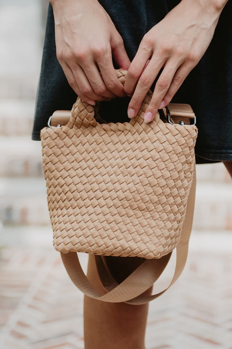 Camel Wholesale Crossbody Bucket Handbag Camel Wholesale Crossbody Bucket Handbag
