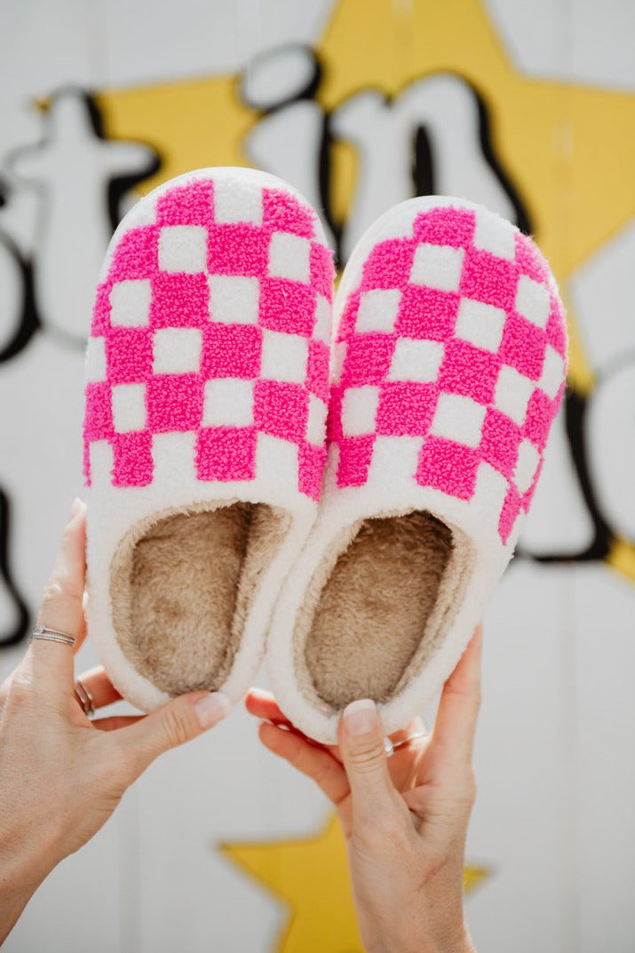 Hot Pink Checkered Pattern Wholesale Slippers