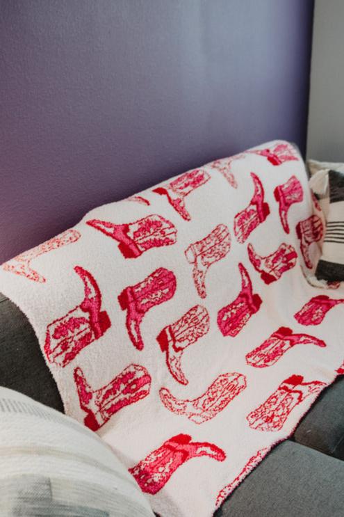 Light Pink Western Boots Oversized Wholesale Throw Blanket