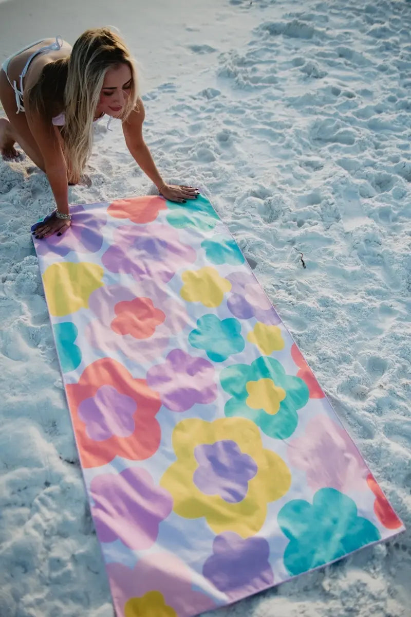 Groovy Flower Wholesale Reversible Travel Size Towel