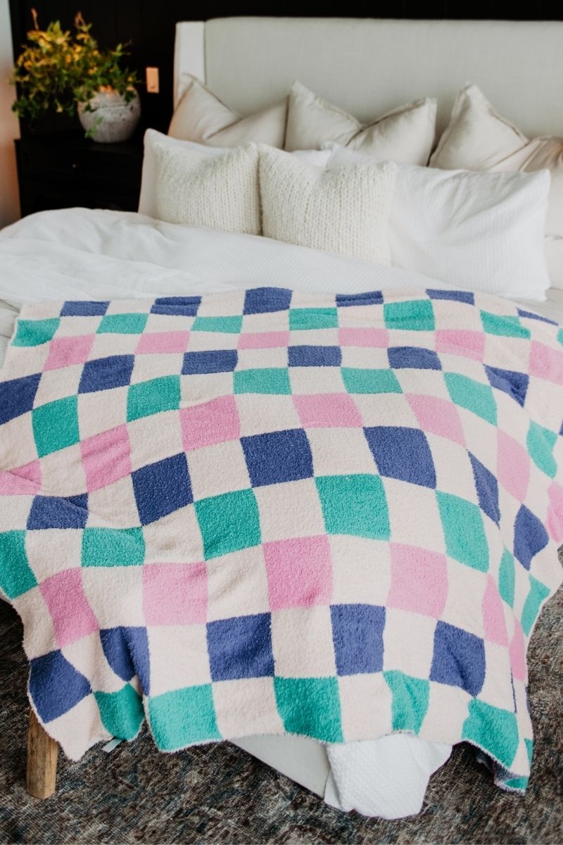 Katydid Throw Blanket - Thumbnail 5