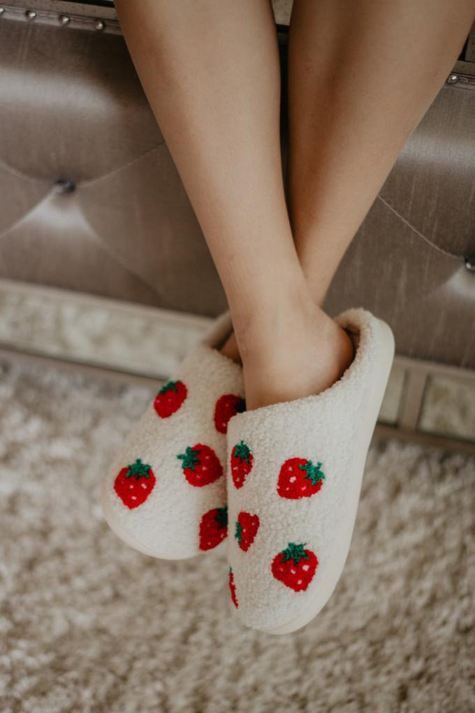 Strawberry Wholesale Fuzzy Slippers for Women