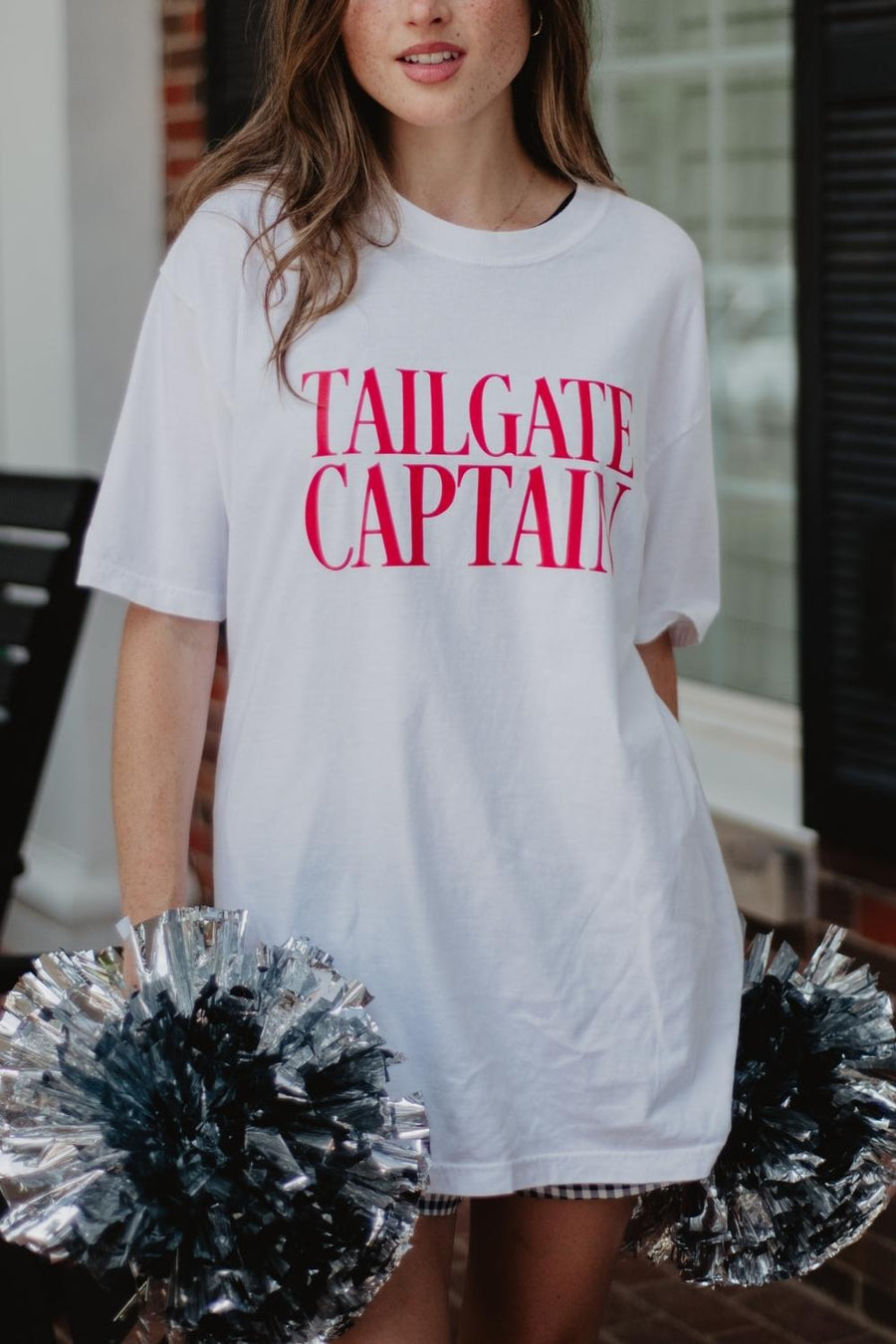 TAILGATE CAPTAIN Wholesale Woman Graphic Tee