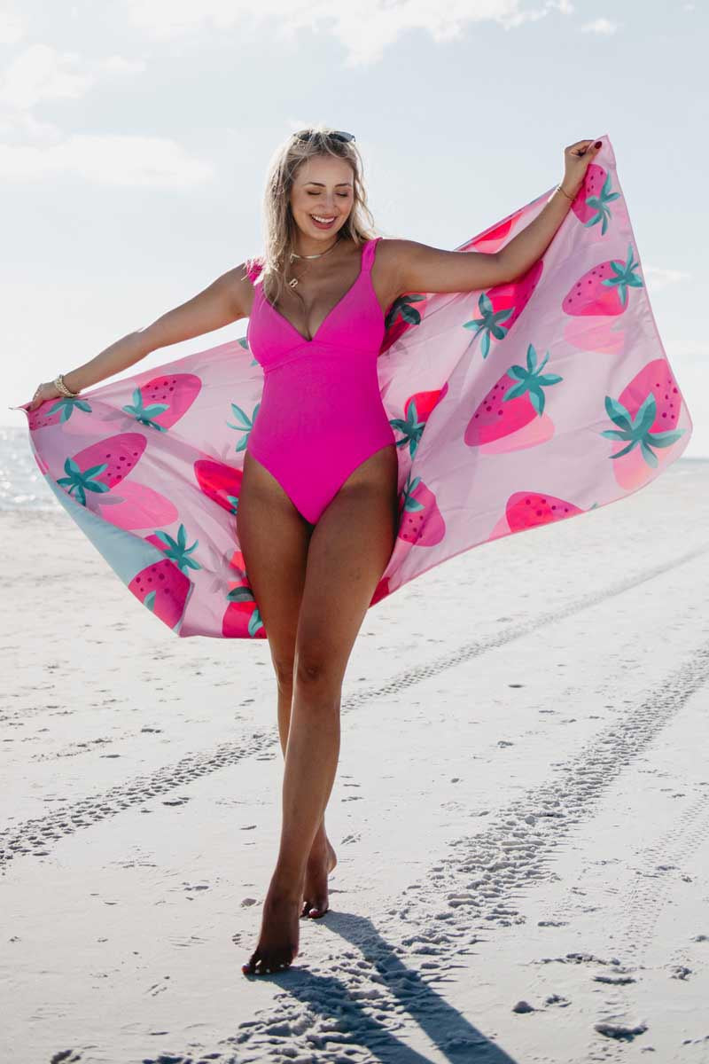 Subtle Strawberry Wholesale Reversible Quick Dry Towel