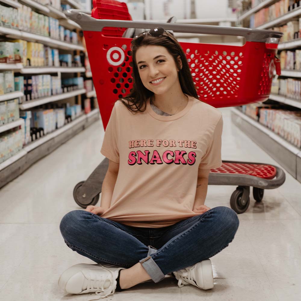 Here For The Snacks Wholesale Graphic Print T-Shirt